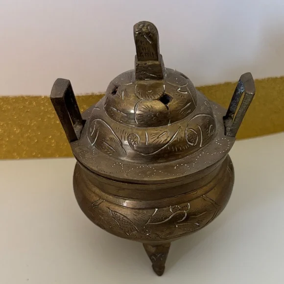 Vintage Marked Chinese Brass Footed Incense Burner Holder Tri pod pot lidded - Picture 1 of 11